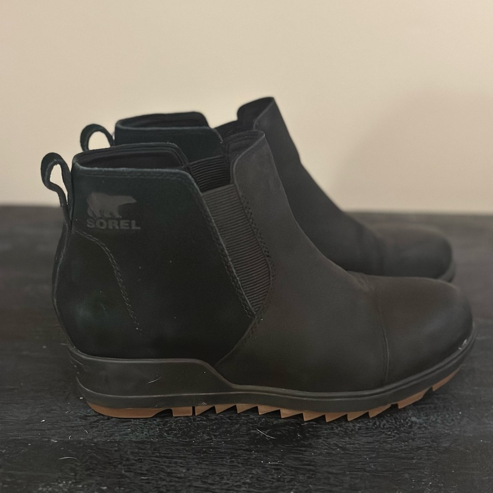 Sorel Women’s Black Ankle Booties wedge size 7